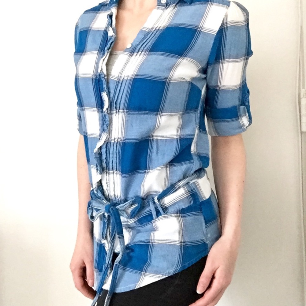 American Eagle blue white plaid western cowgirl button up shirt Bella Swan cabin